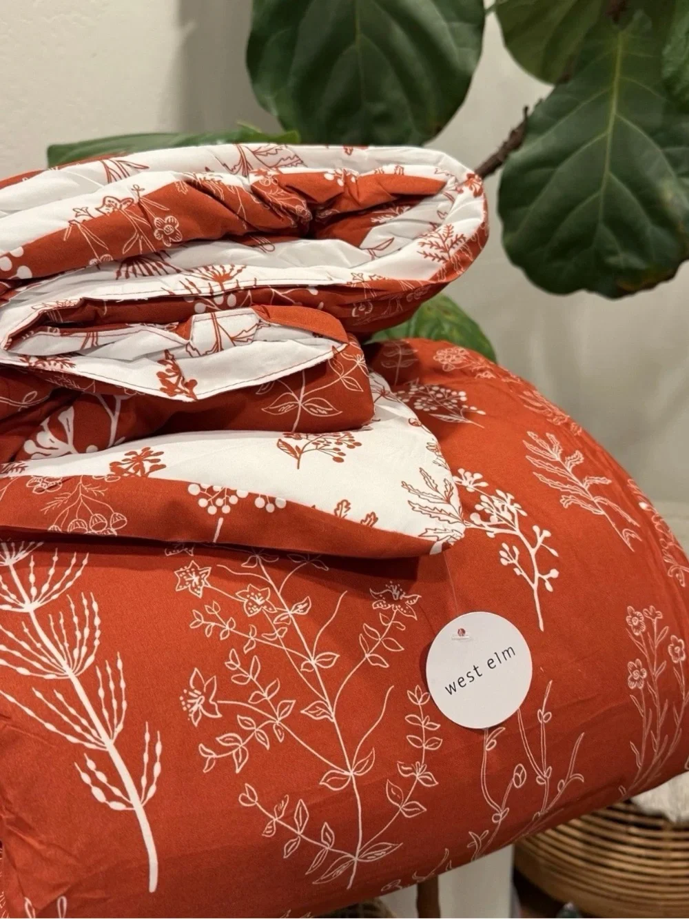 NEW West Elm Red Queen / King Size Comforter Botanical Print Bedding Sham Set